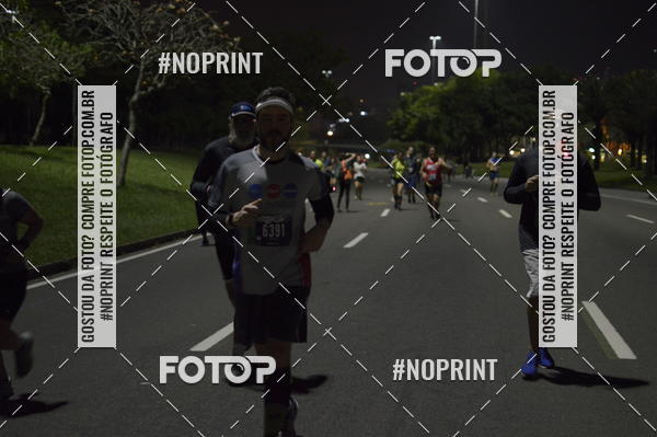 Buy your photos of the eventNight Run 2019 - Pop - Rio de Janeiro on Fotop