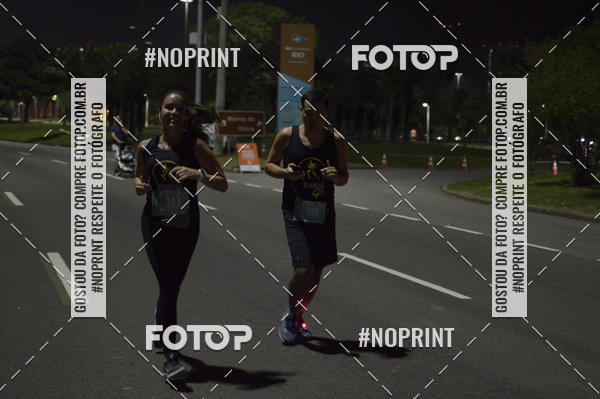 Buy your photos of the eventNight Run 2019 - Pop - Rio de Janeiro on Fotop