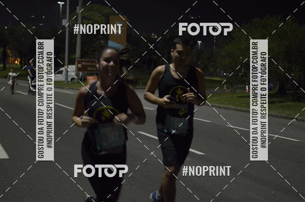 Buy your photos of the eventNight Run 2019 - Pop - Rio de Janeiro on Fotop