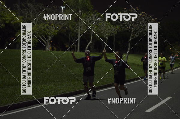 Buy your photos of the eventNight Run 2019 - Pop - Rio de Janeiro on Fotop