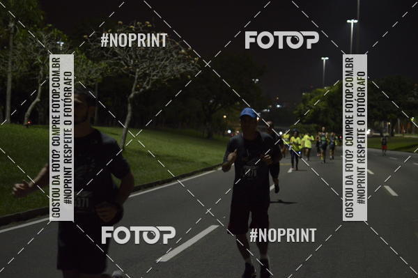 Buy your photos of the eventNight Run 2019 - Pop - Rio de Janeiro on Fotop