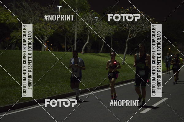 Buy your photos of the eventNight Run 2019 - Pop - Rio de Janeiro on Fotop