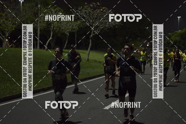 Buy your photos of the eventNight Run 2019 - Pop - Rio de Janeiro on Fotop