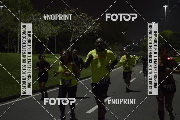 Buy your photos of the eventNight Run 2019 - Pop - Rio de Janeiro on Fotop