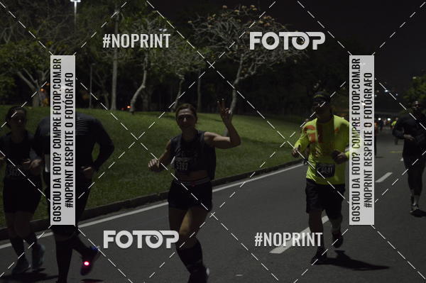 Buy your photos of the eventNight Run 2019 - Pop - Rio de Janeiro on Fotop