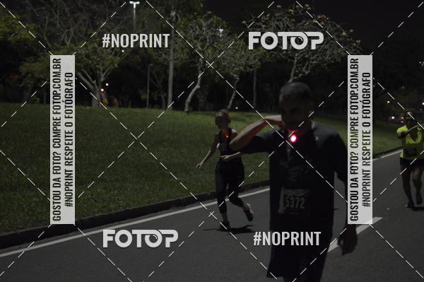 Buy your photos of the eventNight Run 2019 - Pop - Rio de Janeiro on Fotop