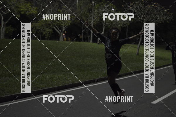 Buy your photos of the eventNight Run 2019 - Pop - Rio de Janeiro on Fotop