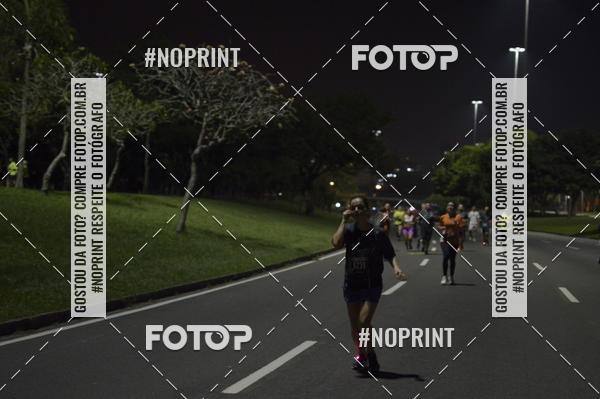 Buy your photos of the eventNight Run 2019 - Pop - Rio de Janeiro on Fotop