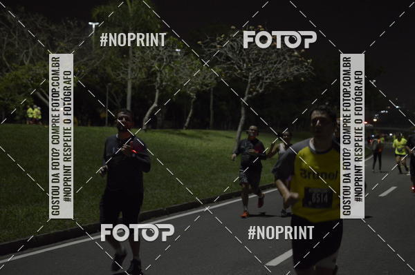 Buy your photos of the eventNight Run 2019 - Pop - Rio de Janeiro on Fotop