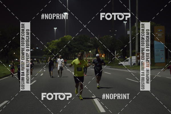 Buy your photos of the eventNight Run 2019 - Pop - Rio de Janeiro on Fotop