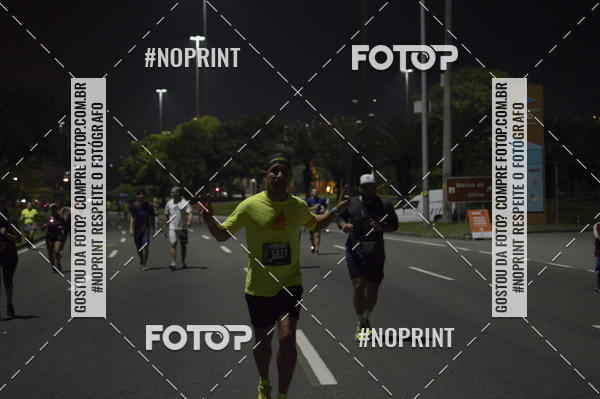 Buy your photos of the eventNight Run 2019 - Pop - Rio de Janeiro on Fotop