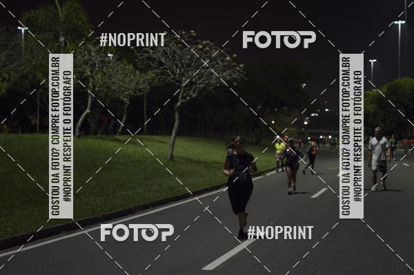 Buy your photos of the eventNight Run 2019 - Pop - Rio de Janeiro on Fotop