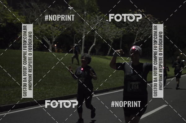 Buy your photos of the eventNight Run 2019 - Pop - Rio de Janeiro on Fotop
