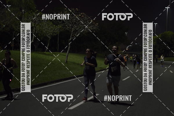 Buy your photos of the eventNight Run 2019 - Pop - Rio de Janeiro on Fotop