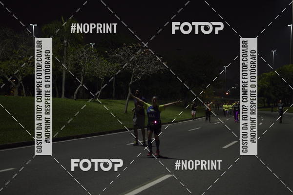 Buy your photos of the eventNight Run 2019 - Pop - Rio de Janeiro on Fotop