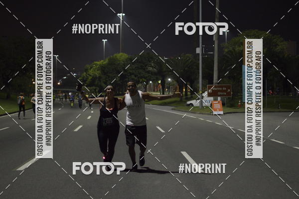 Buy your photos of the eventNight Run 2019 - Pop - Rio de Janeiro on Fotop