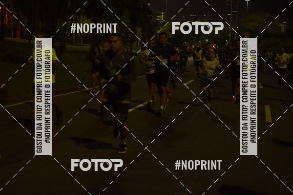 Buy your photos of the eventNight Run 2019 - Pop - Rio de Janeiro on Fotop