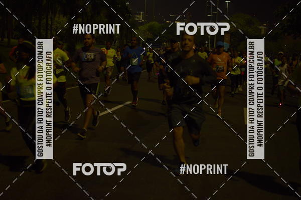 Buy your photos of the eventNight Run 2019 - Pop - Rio de Janeiro on Fotop
