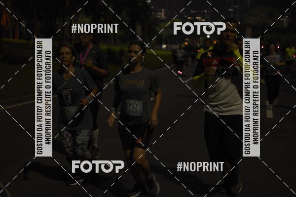 Buy your photos of the eventNight Run 2019 - Pop - Rio de Janeiro on Fotop