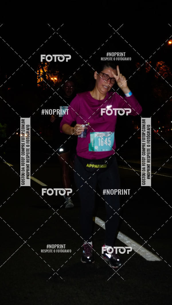 Buy your photos of the eventNight Run 2019 - Pop - Rio de Janeiro on Fotop