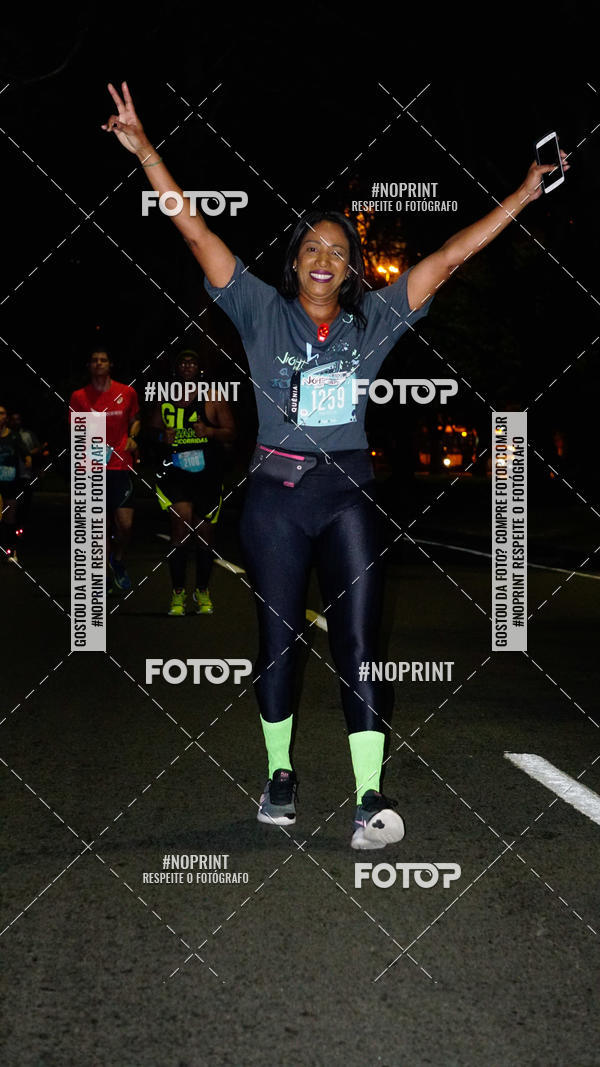 Buy your photos of the eventNight Run 2019 - Pop - Rio de Janeiro on Fotop