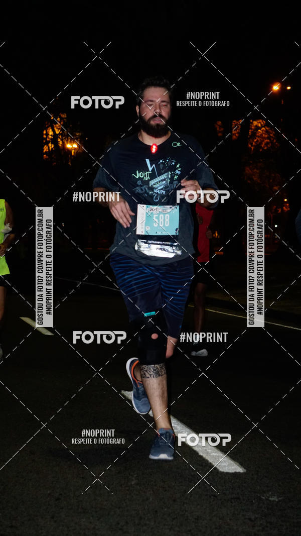 Buy your photos of the eventNight Run 2019 - Pop - Rio de Janeiro on Fotop