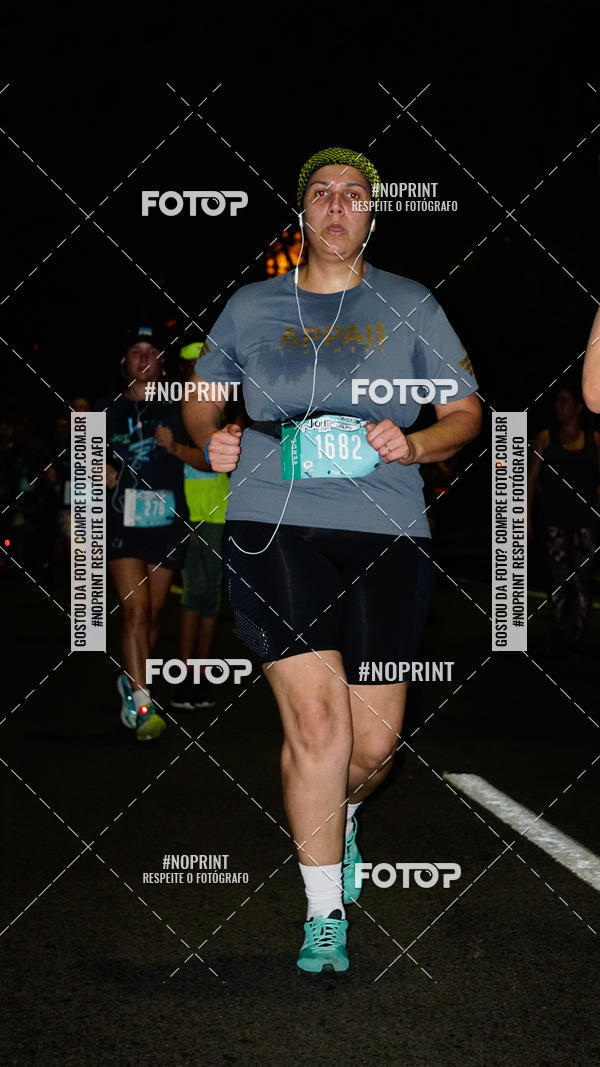 Buy your photos of the eventNight Run 2019 - Pop - Rio de Janeiro on Fotop
