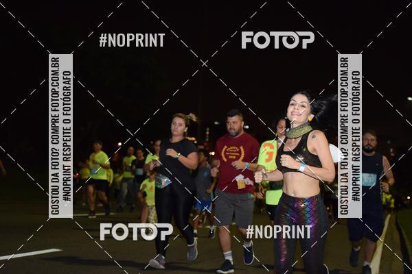 Buy your photos of the eventNight Run 2019 - Pop - Rio de Janeiro on Fotop