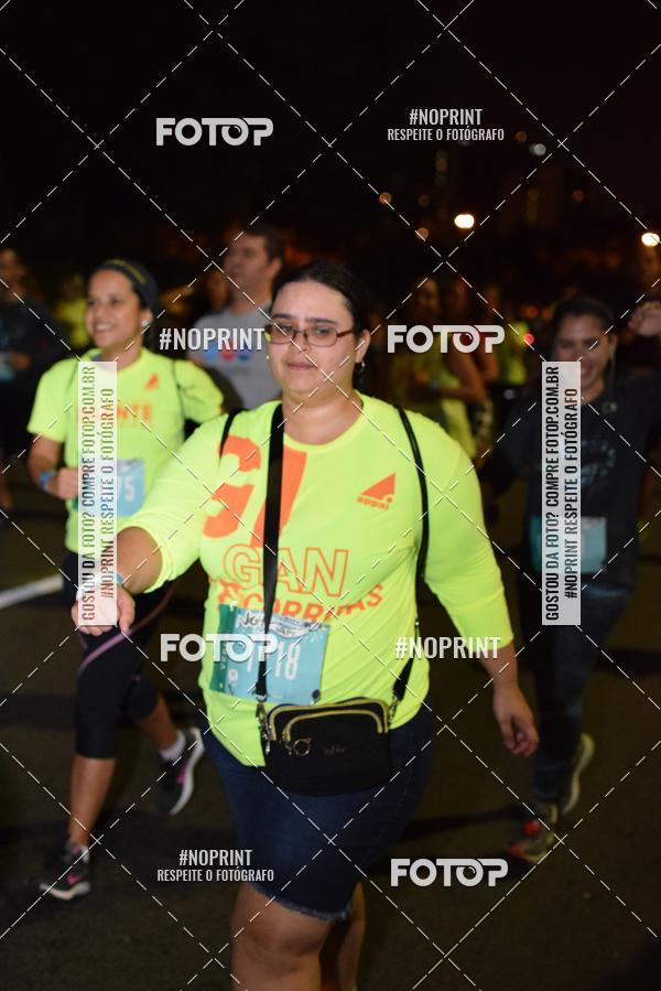 Buy your photos of the eventNight Run 2019 - Pop - Rio de Janeiro on Fotop