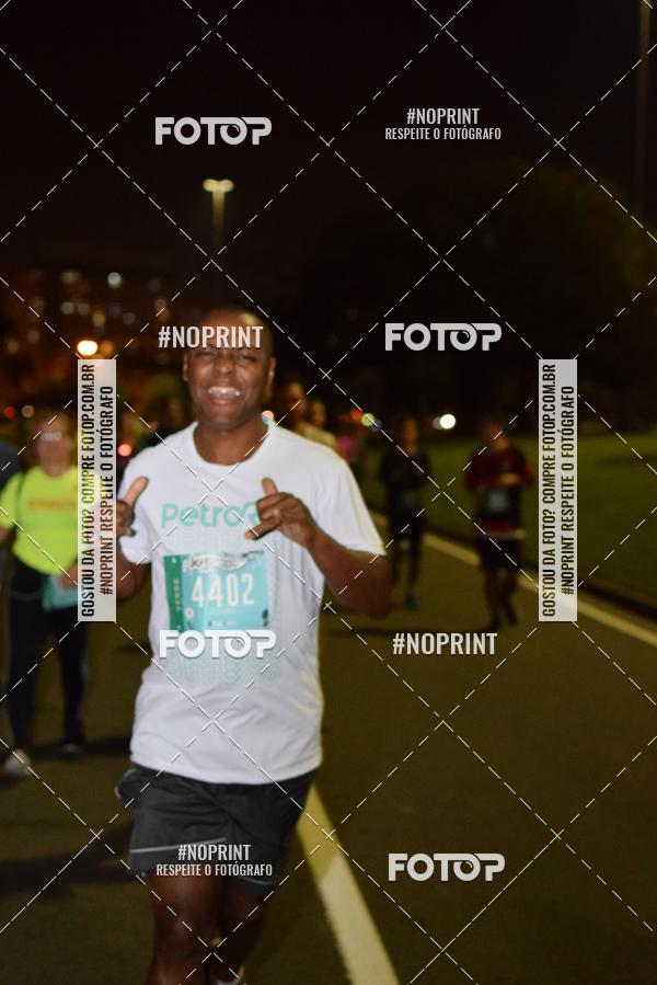 Buy your photos of the eventNight Run 2019 - Pop - Rio de Janeiro on Fotop
