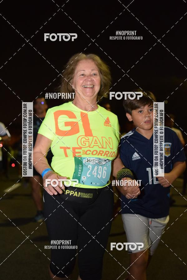 Buy your photos of the eventNight Run 2019 - Pop - Rio de Janeiro on Fotop