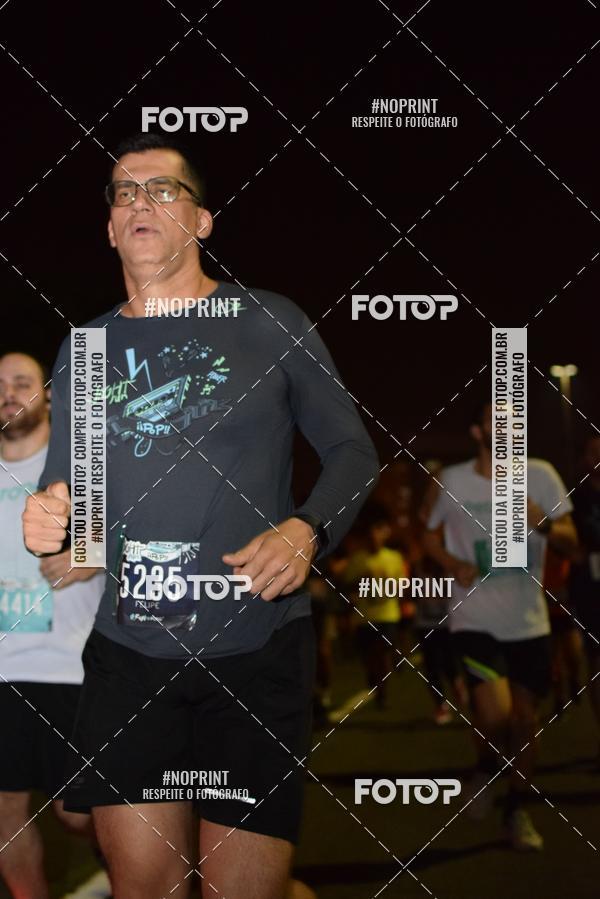 Buy your photos of the eventNight Run 2019 - Pop - Rio de Janeiro on Fotop