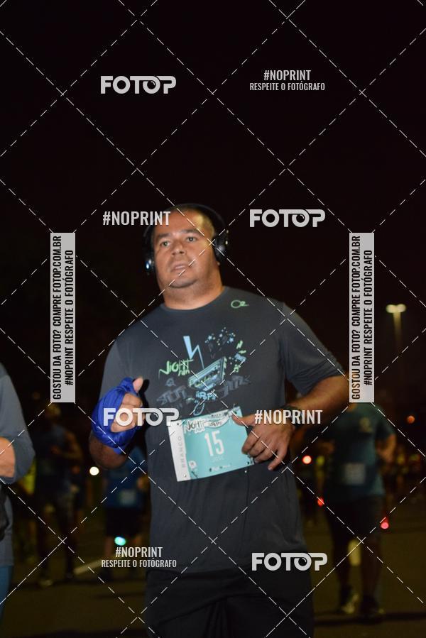 Buy your photos of the eventNight Run 2019 - Pop - Rio de Janeiro on Fotop