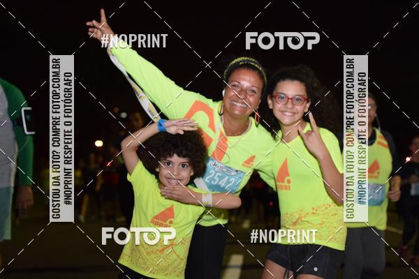 Buy your photos of the eventNight Run 2019 - Pop - Rio de Janeiro on Fotop