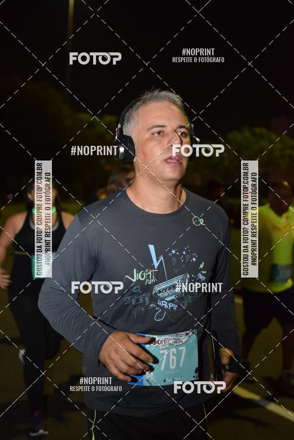 Buy your photos of the eventNight Run 2019 - Pop - Rio de Janeiro on Fotop