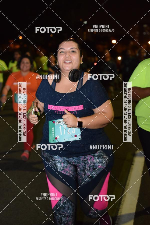 Buy your photos of the eventNight Run 2019 - Pop - Rio de Janeiro on Fotop