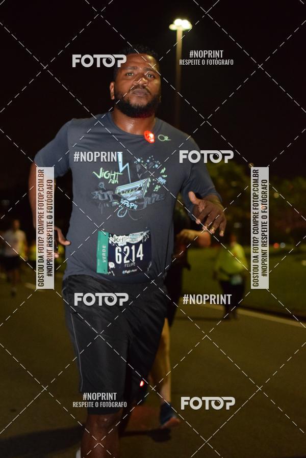 Buy your photos of the eventNight Run 2019 - Pop - Rio de Janeiro on Fotop