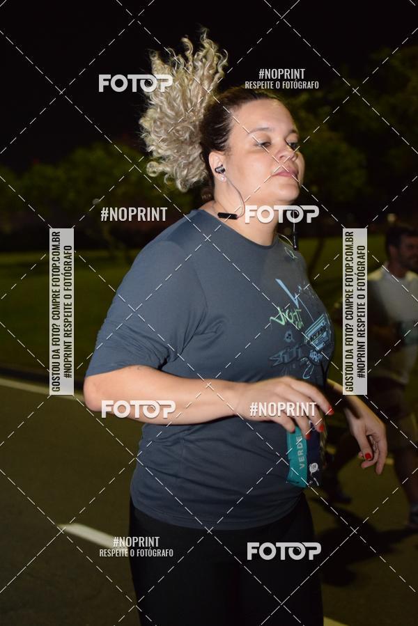 Buy your photos of the eventNight Run 2019 - Pop - Rio de Janeiro on Fotop