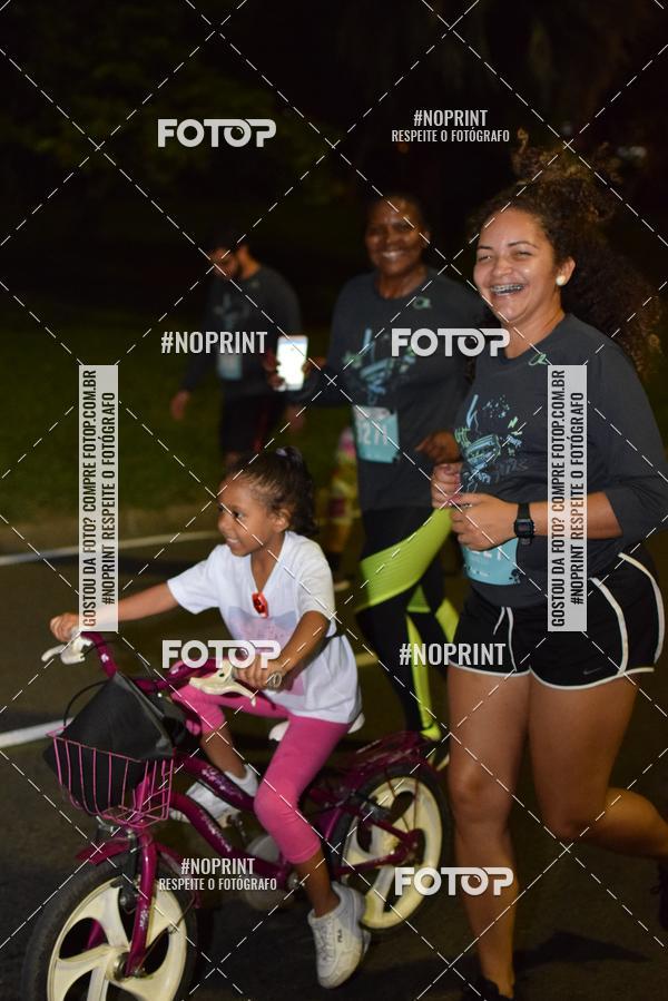 Buy your photos of the eventNight Run 2019 - Pop - Rio de Janeiro on Fotop