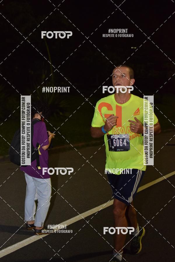 Buy your photos of the eventNight Run 2019 - Pop - Rio de Janeiro on Fotop