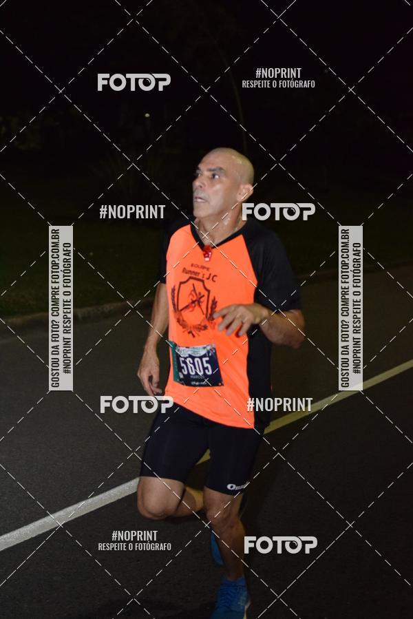 Buy your photos of the eventNight Run 2019 - Pop - Rio de Janeiro on Fotop