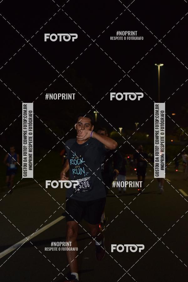 Buy your photos of the eventNight Run 2019 - Pop - Rio de Janeiro on Fotop