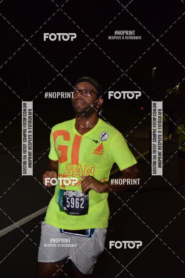 Buy your photos of the eventNight Run 2019 - Pop - Rio de Janeiro on Fotop