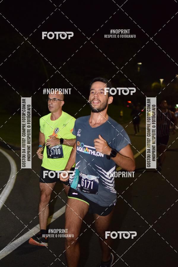Buy your photos of the eventNight Run 2019 - Pop - Rio de Janeiro on Fotop