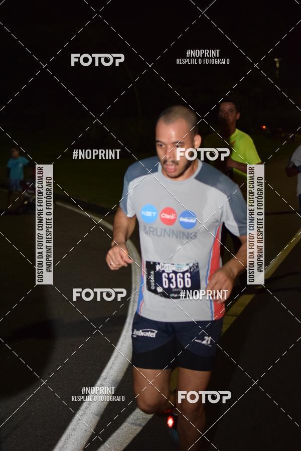 Buy your photos of the eventNight Run 2019 - Pop - Rio de Janeiro on Fotop
