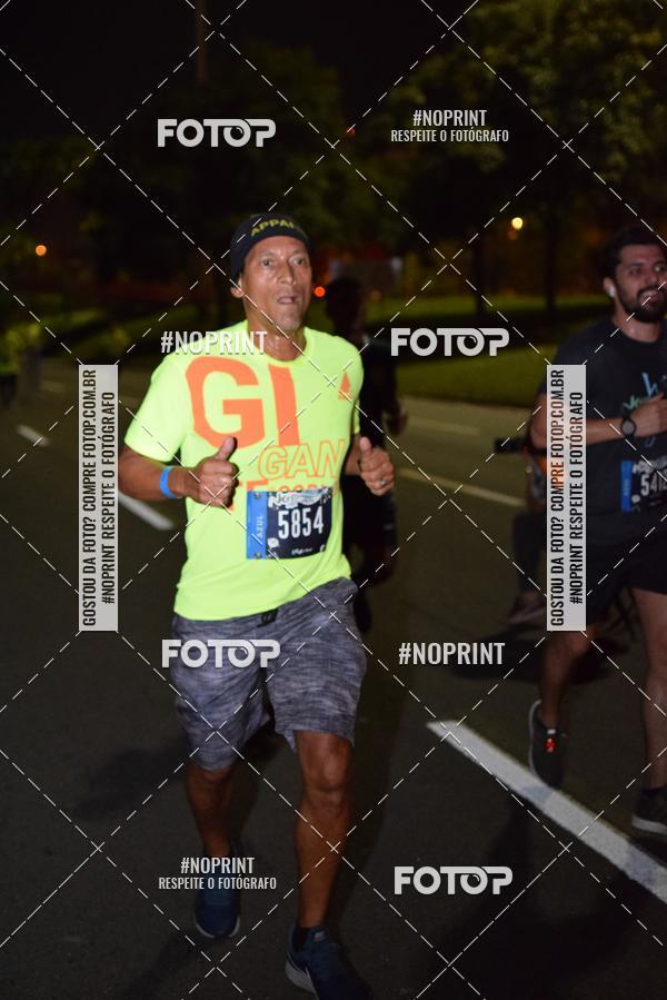Buy your photos of the eventNight Run 2019 - Pop - Rio de Janeiro on Fotop