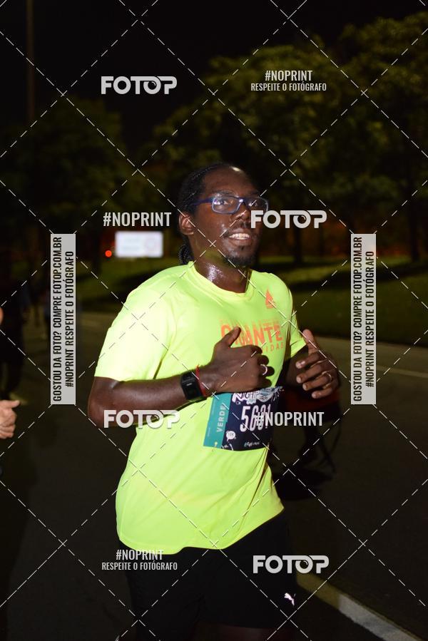Buy your photos of the eventNight Run 2019 - Pop - Rio de Janeiro on Fotop