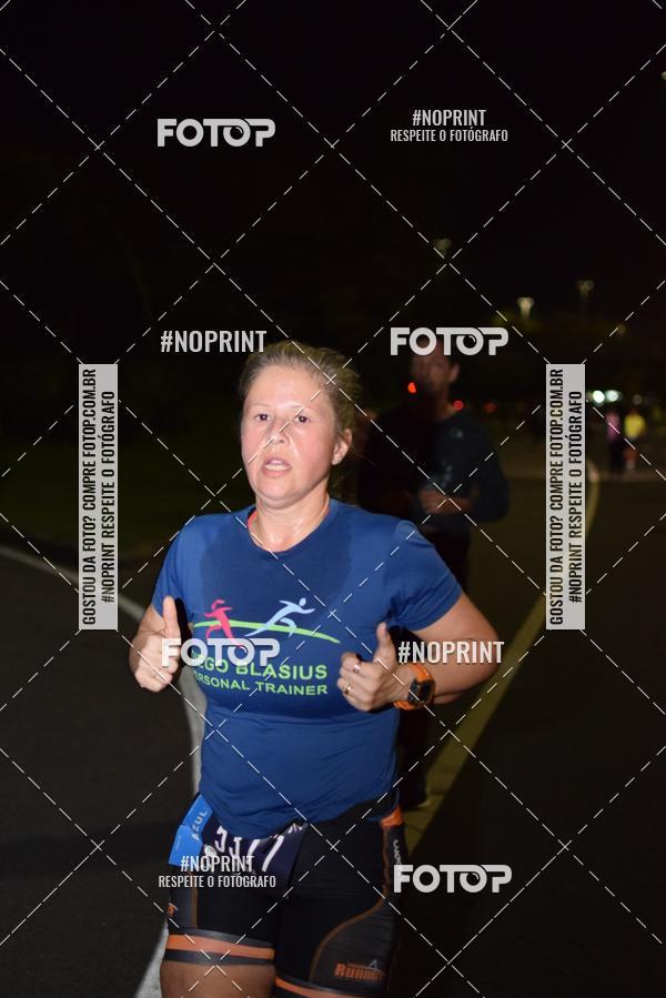 Buy your photos of the eventNight Run 2019 - Pop - Rio de Janeiro on Fotop