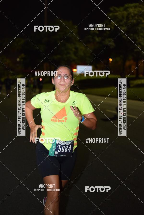 Buy your photos of the eventNight Run 2019 - Pop - Rio de Janeiro on Fotop
