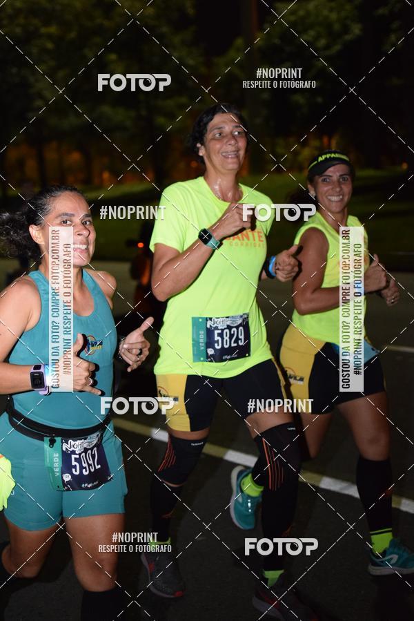Buy your photos of the eventNight Run 2019 - Pop - Rio de Janeiro on Fotop